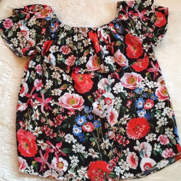 Zara Tops - Zara Woman flowered, off-the-shoulder top SIZE L